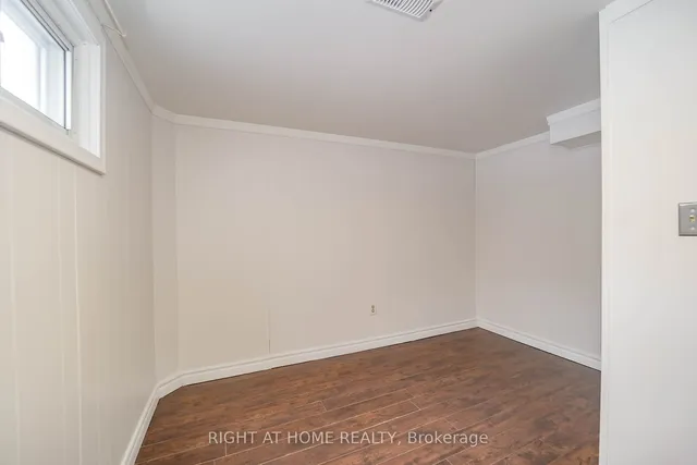 Additional image 31 of 182 Crocus Dr