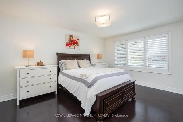 Additional image 19 of 55 Ashmount Cres