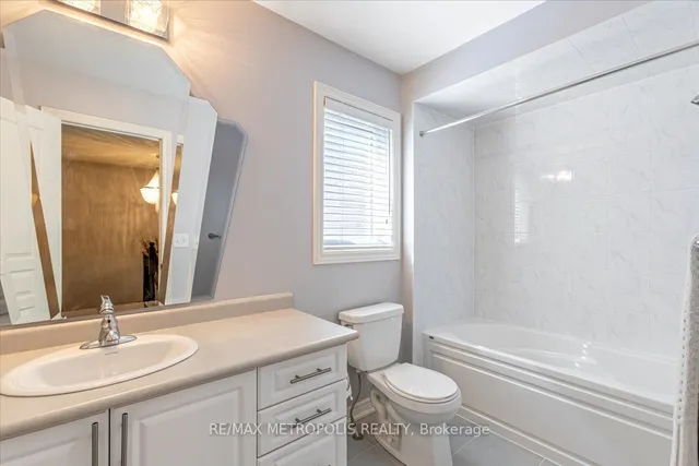 Additional image 25 of 101 Lesabre Cres