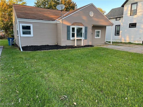 1240 W 21st St, Lorain, OH 44052