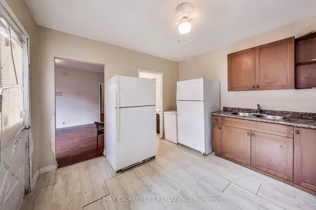 Additional image 7 of 208 EAST Ave