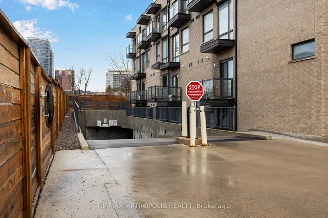 Additional image 29 of 24 Fieldway Rd Unit 8