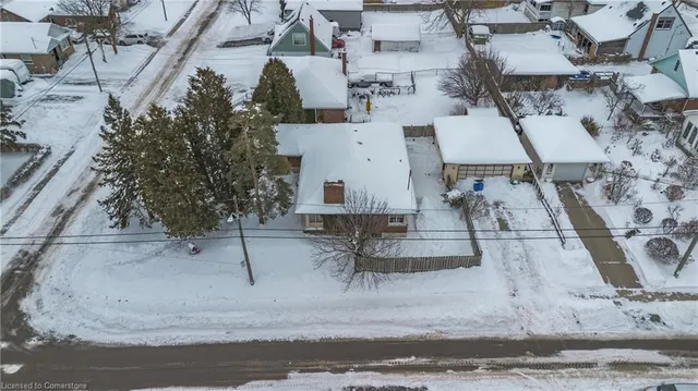 Additional image 30 of 190 Erindale Ave