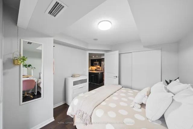 Additional image 15 of 35 Bastion St Unit 825