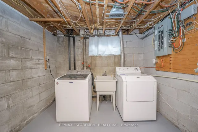 Additional image 28 of 105 Lavina Cres