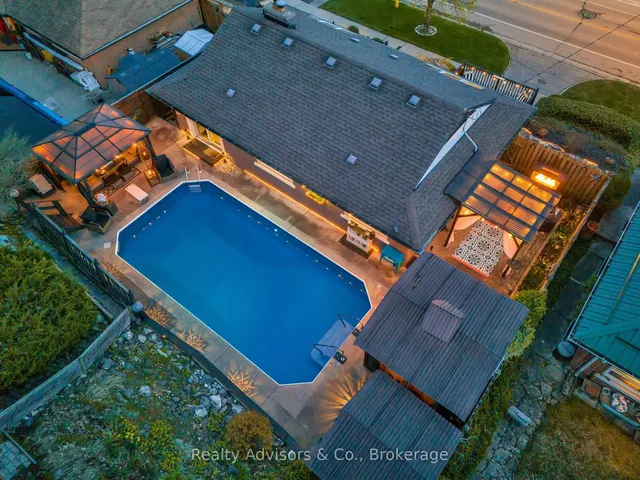 Additional image 36 of 924 Union St