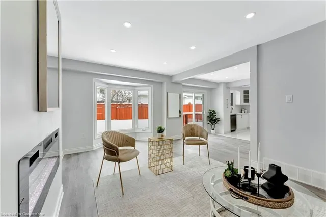 Additional image 10 of 449 Acadia Dr