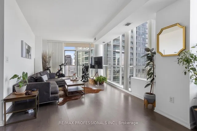 Additional image 13 of 70 Forest Manor Rd Unit 1806