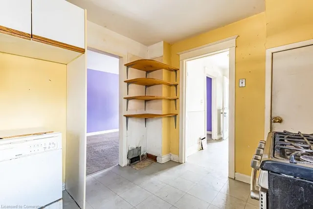 Additional image 14 of 52 Stapleton Ave