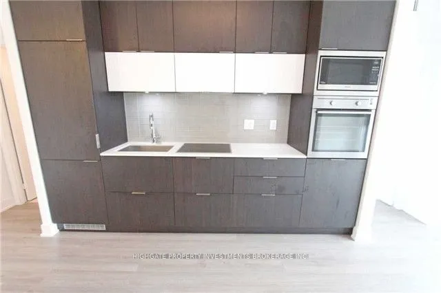 Additional image 4 of 318 Richmond St Unit 3304