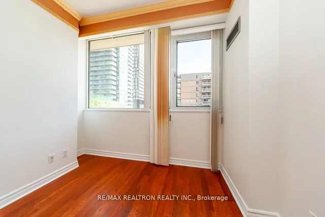 Additional image 22 of 555 Yonge St Unit #309