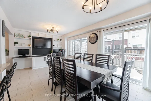 Additional image 14 of 14 Allium Rd