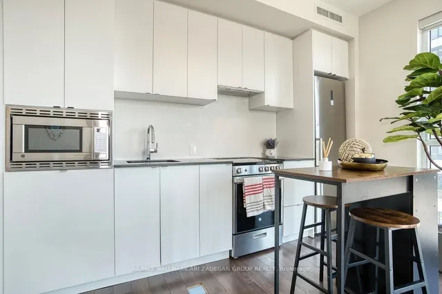 Additional image 6 of 49 EAST LIBERTY St Unit 602