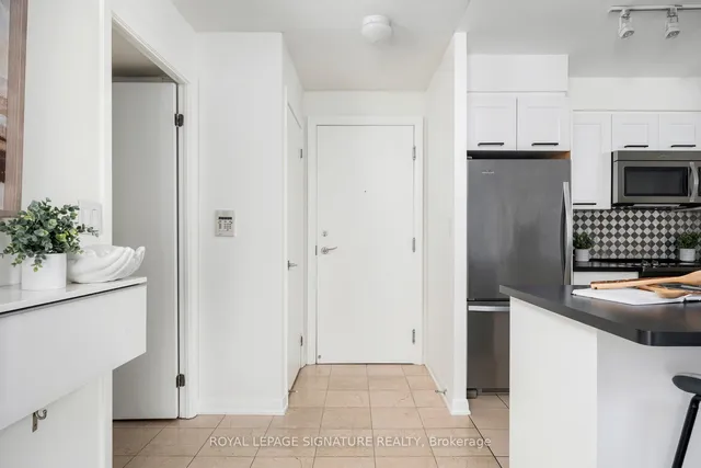 Additional image 5 of 18 Beverley St Unit 322