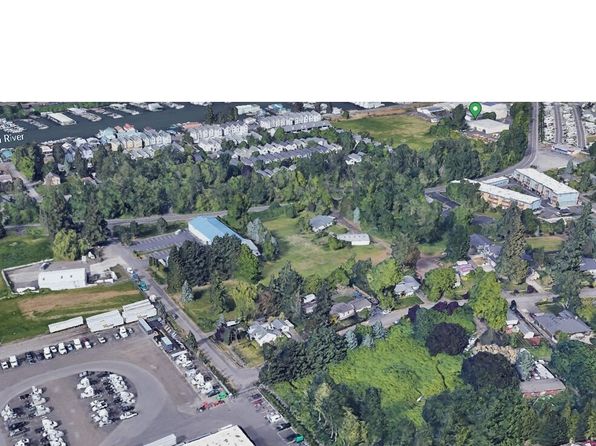 340 NE Marine Dr, Portland, OR 97211