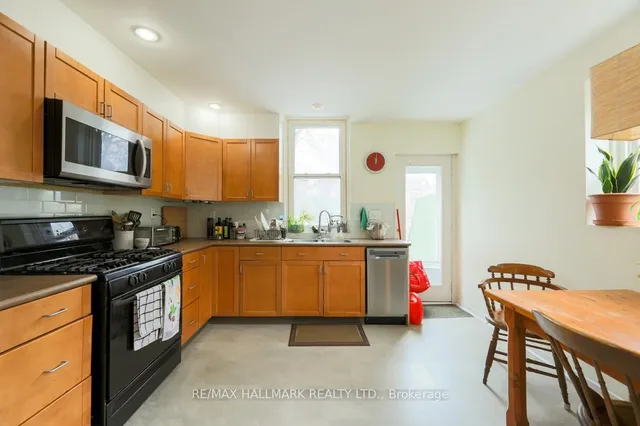 Additional image 10 of 129 Brunswick Ave