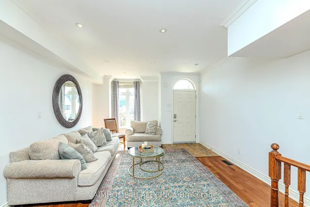 Additional image 2 of 216a finch Ave