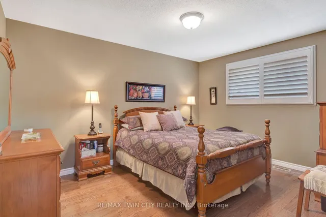 Additional image 19 of 158 Martinglen Cres