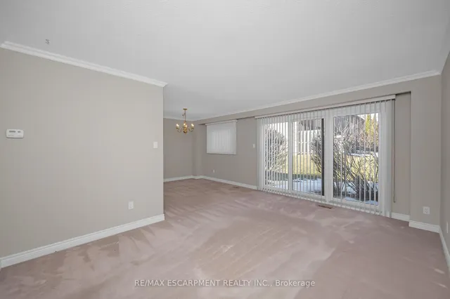 Additional image 11 of 594 Forestwood Cres