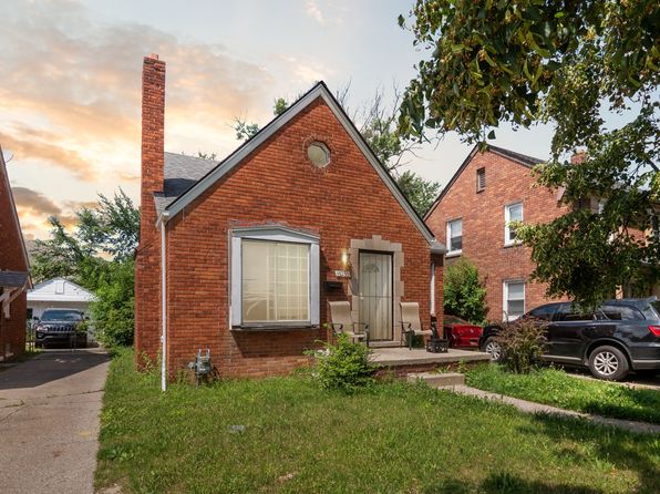 15255 Young St, Detroit, MI 48205