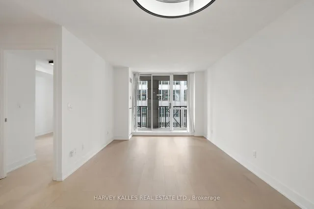 Additional image 14 of 140 Simcoe St Unit 1412