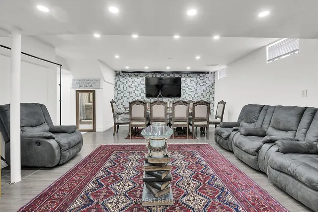 Additional image 40 of 47 Sauvignon Cres