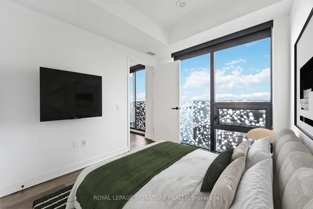 Additional image 13 of 55 Charles St Unit 4204