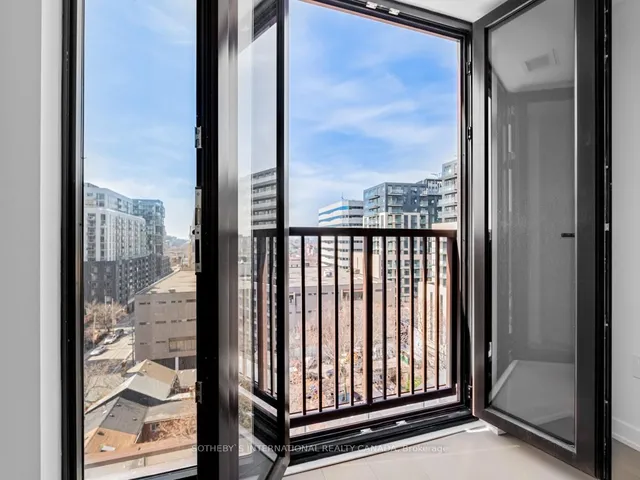 Additional image 21 of 123 Portland St Unit 1001