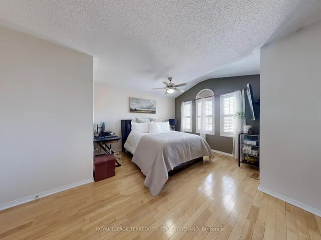 Additional image 24 of 4 Dunlop Crt