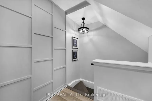 Additional image 7 of 612 Attenborough Terr