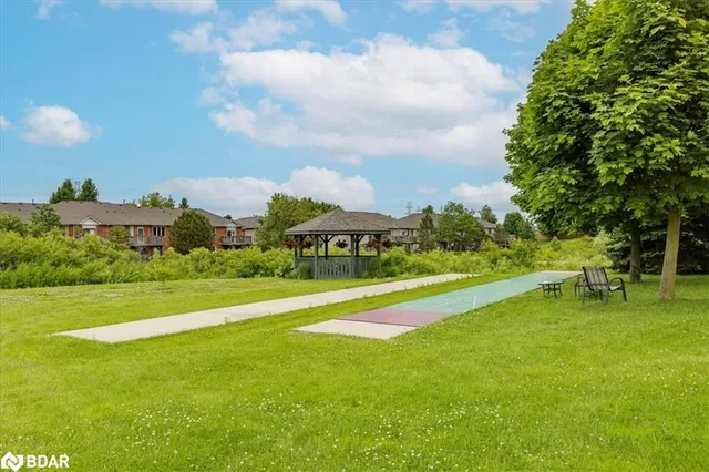 Additional image 39 of 95 Twentyplace Blvd