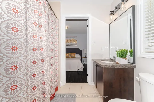 Additional image 32 of 35 Lampman Cres