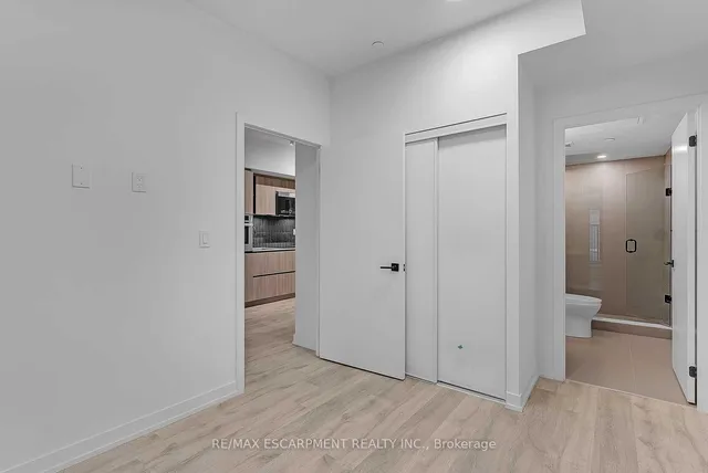 Additional image 12 of 2 Augusta Ave Unit 204