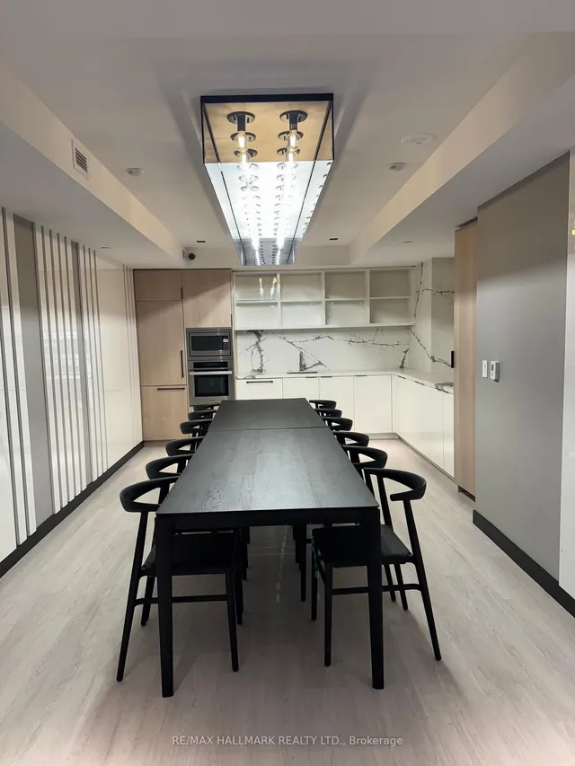 Additional image 32 of 2 Augusta Ave Unit 507