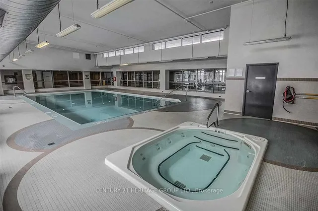 Additional image 22 of 25 Town Centre Crt Unit 2707