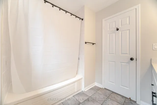 Additional image 33 of 1565 Evans Terr