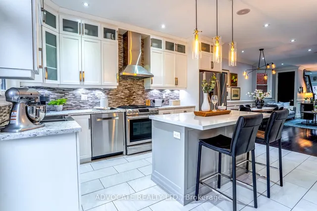 Additional image 19 of 20 Helena Ave