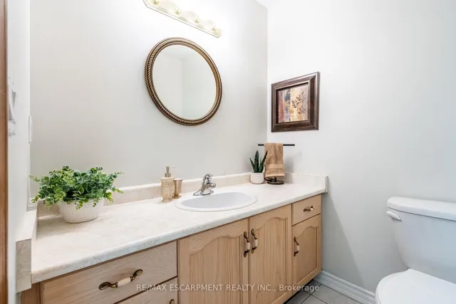 Additional image 20 of 35 Republic Ave