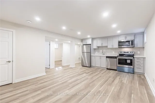 Additional image 19 of 9 WEST 22ND St