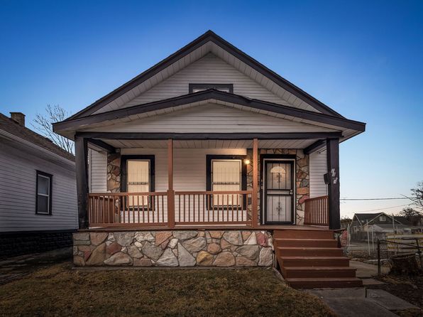 7413 Elmhurst St, Detroit, MI 48204