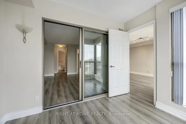 Additional image 18 of 298 JARVIS ST St Unit 604