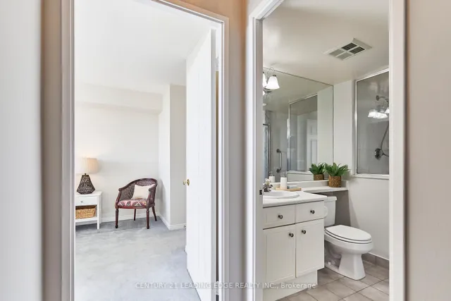 Additional image 17 of 10 Guildwood Pkwy Unit 721