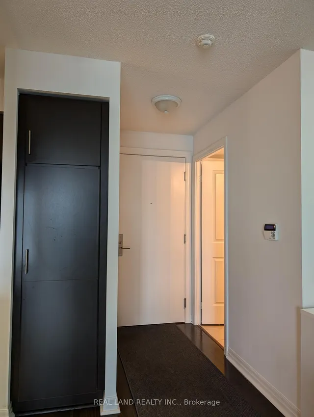 Additional image 2 of 30 Herons Hill Way Unit 807