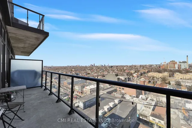 Additional image 19 of 608 Richmond St Unit 1310