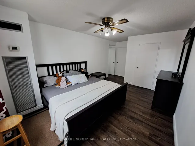 Additional image 11 of 3 Lisa St Unit 309