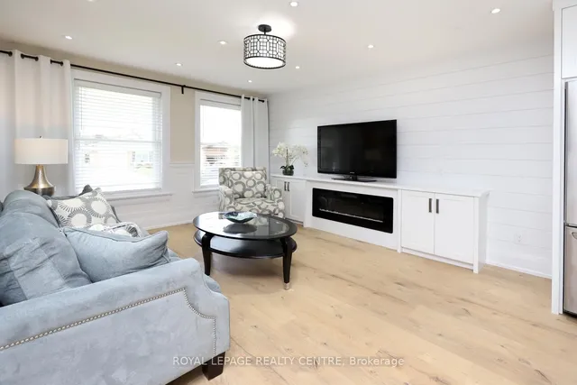 Additional image 4 of 55 Flora Dr