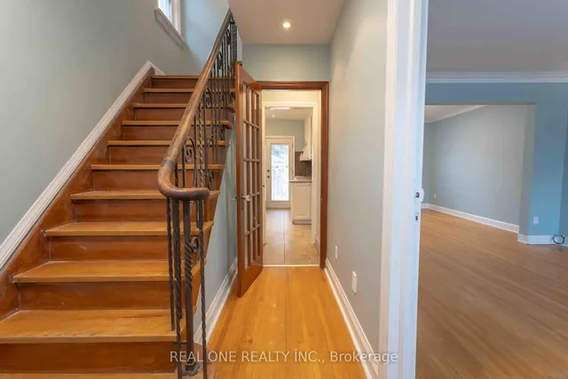 Additional image 13 of 21 Marlee Ave