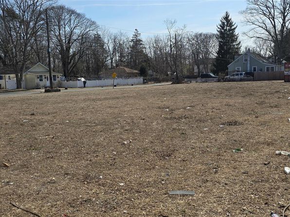 Primary image of 330 Neighborhood Road, Mastic Beach, NY 11951