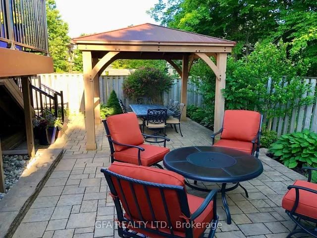 Additional image 33 of 46 Whiterock Ave