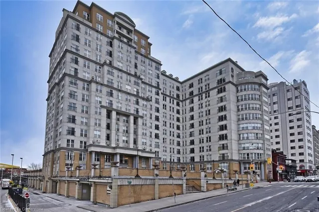 135 James St Unit 502